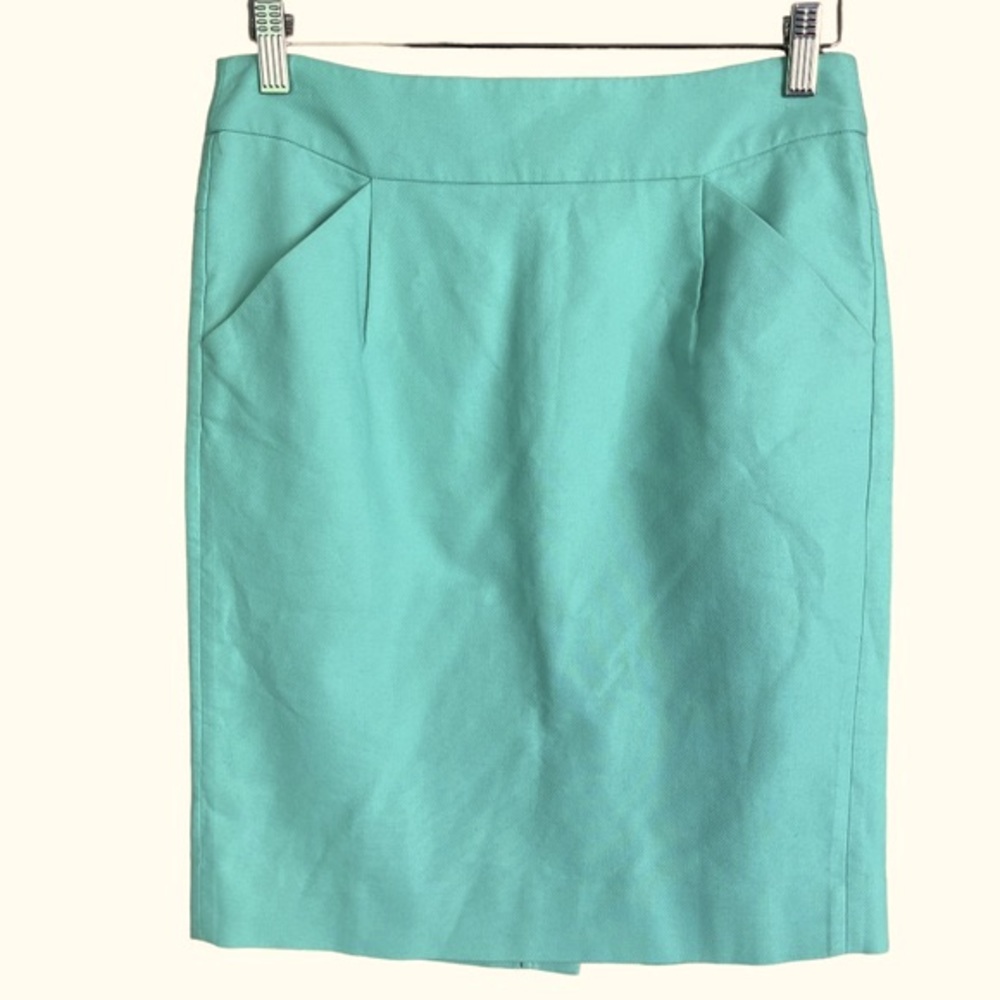 J. Crew Green Cotton Pencil Skirt with Pockets‎ Back Zipper Closure Size 2